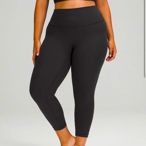 Lululemon Athletica Cropped Leggings